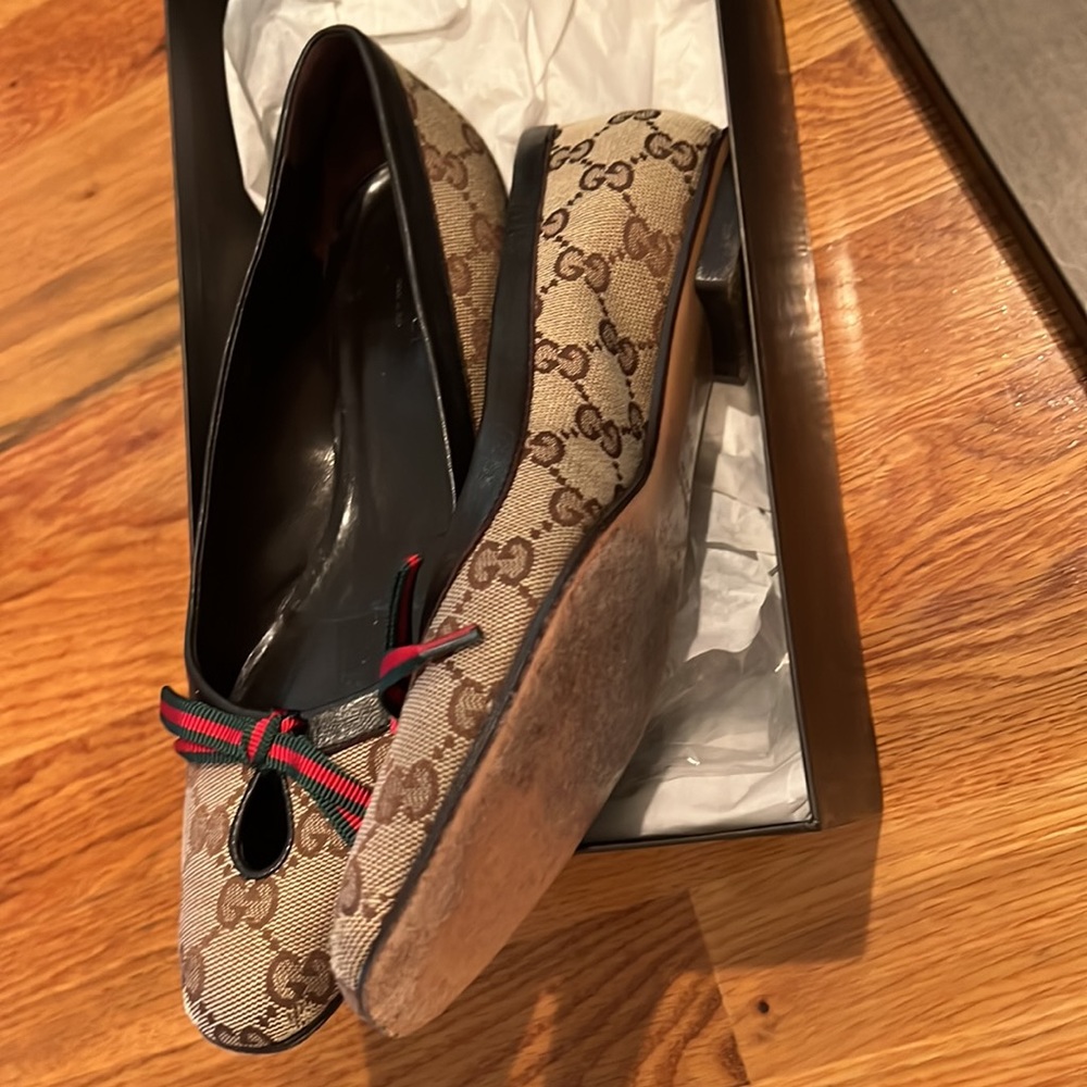 Gucci pixie BE GG keyhole skimmer 7.5B - Picture 5 of 13